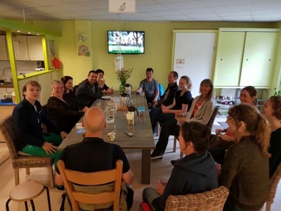 Team koffietafel 2017.jpg